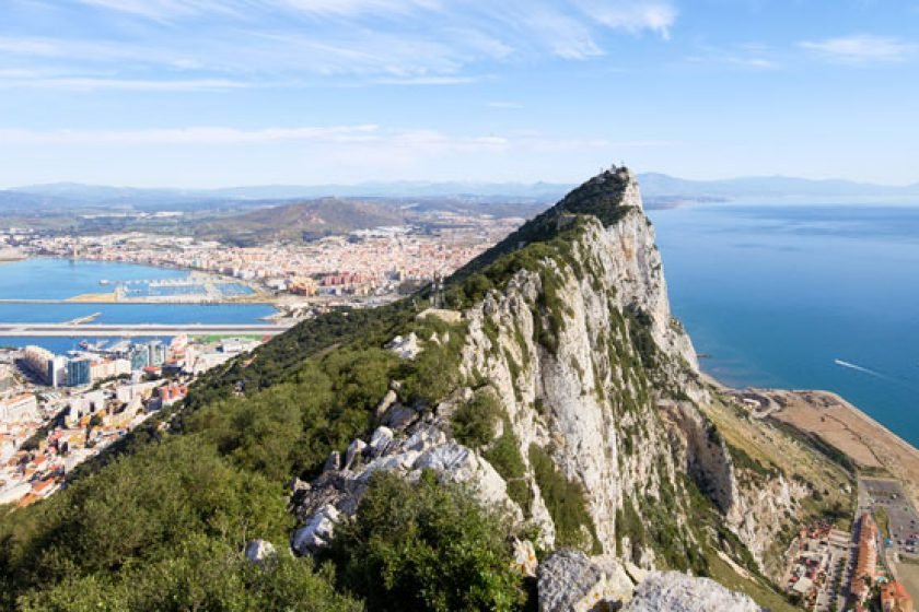 Gibraltars höjdpunkt, här kan du söka jobb och bo. Läs gärna vår guide.